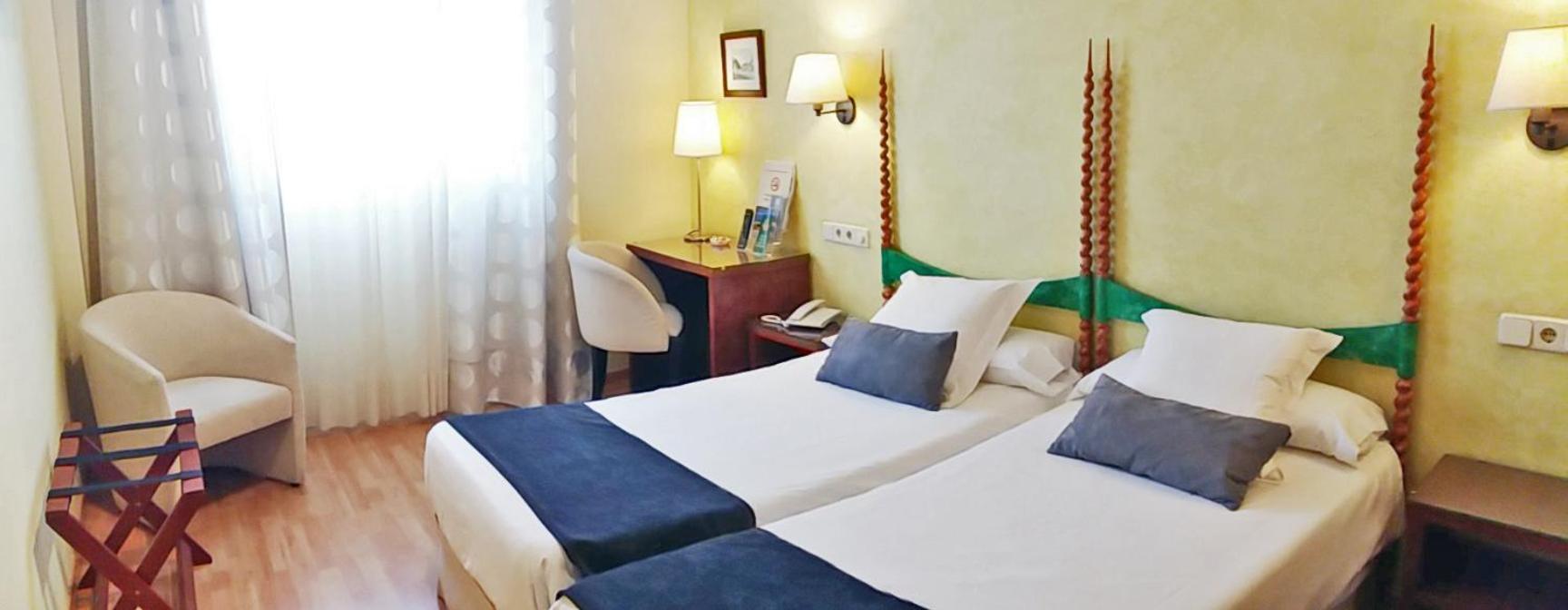 Double or Twin Room,1431980422:JPEG